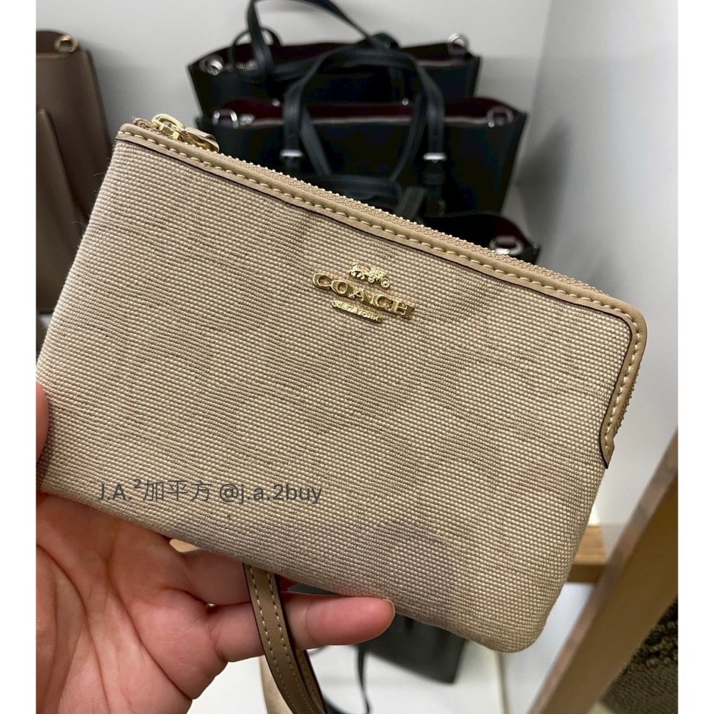 🍁J.A.²加平方 🇨🇦代購🍁Coach單層手拿包 ❗️現貨+預購‼️-細節圖3