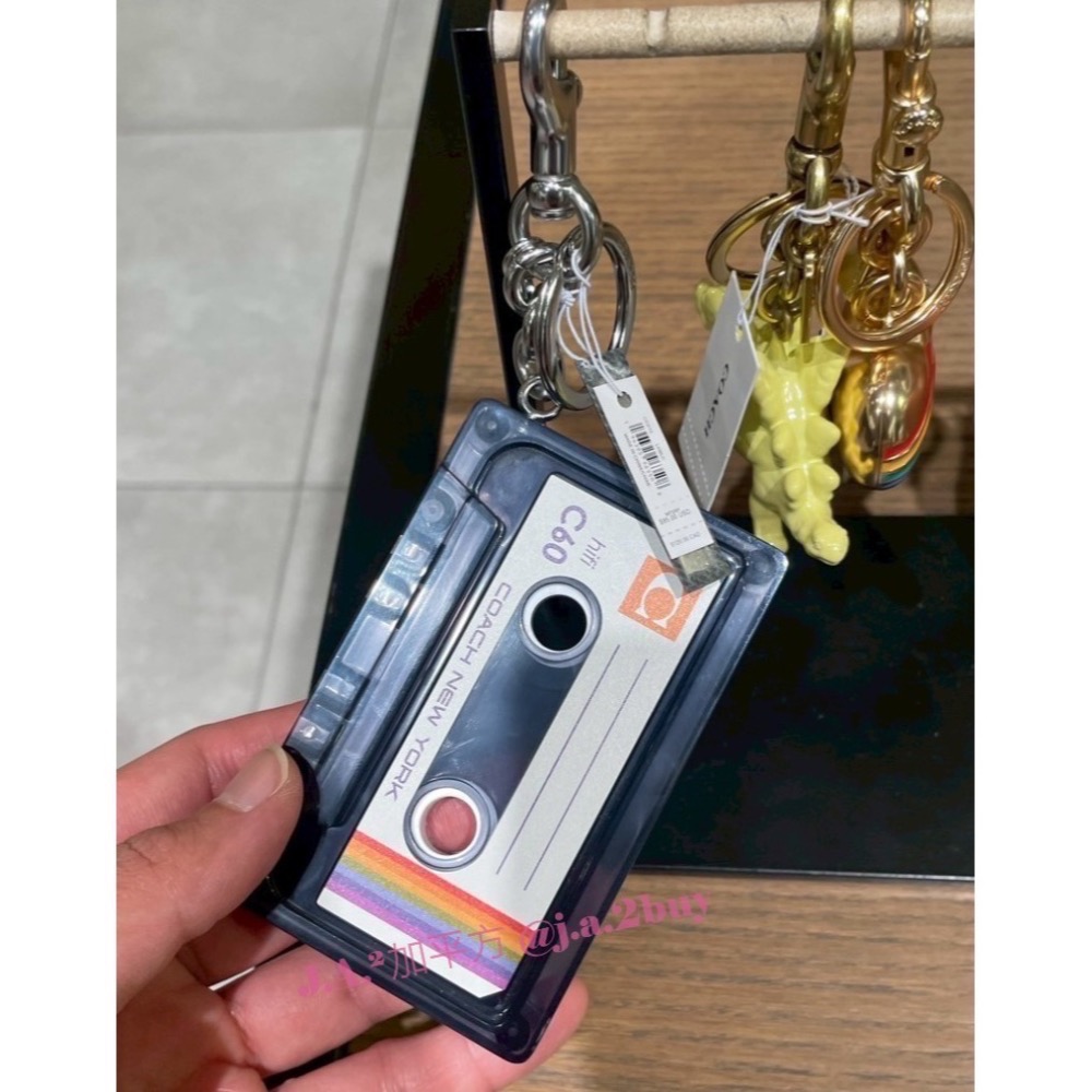 🍁J.A.²加平方🇨🇦代購🍁Coach 吊飾 鑰匙圈 掛飾 包包掛飾 行李吊牌 男生 女生❗️預購❗️-細節圖5