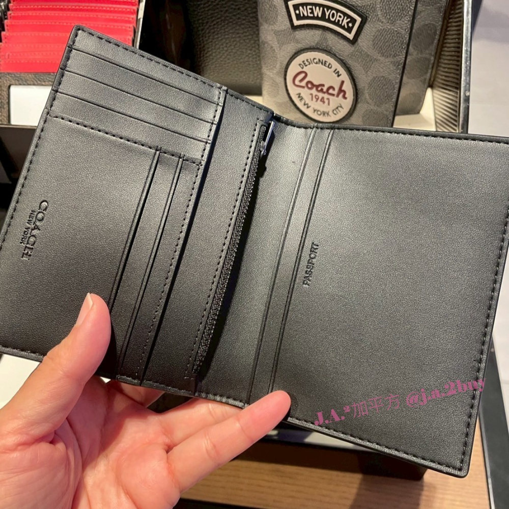 🍁J.A.²加平方🇨🇦代購🍁Coach 護照夾 護照套 正品 旅行 男生 女生 ❗️預購❗️-細節圖5