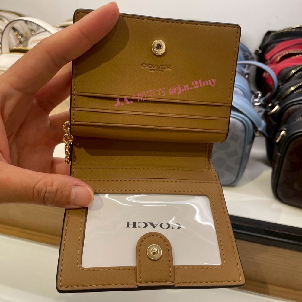 🍁J.A.²加平方🇨🇦代購🍁 Coach 兩折 短夾 女生 錢包 中夾 snap wallet❗️預購❗️-細節圖3