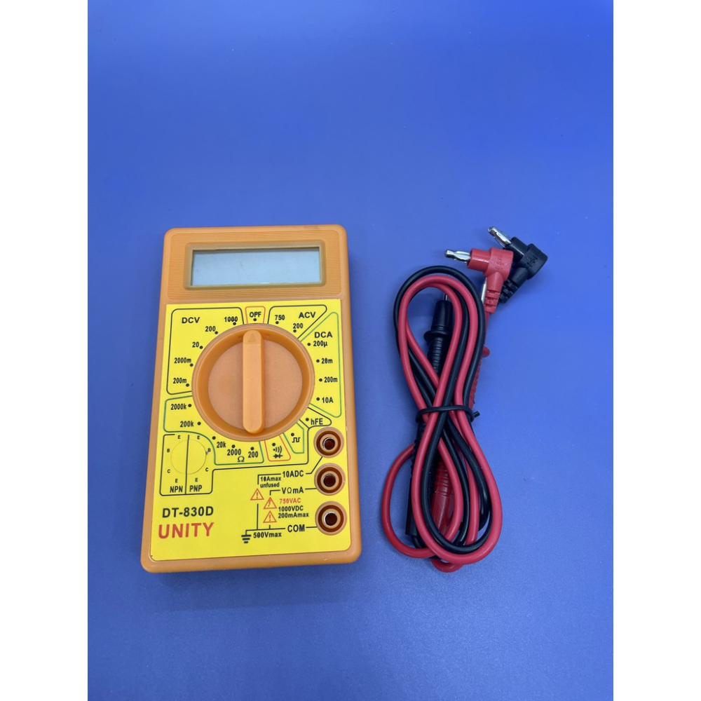 DT-830D 有聲 進階版 電子式三用電錶 數位式三用電表 簡易型的測電工具 (黃色)