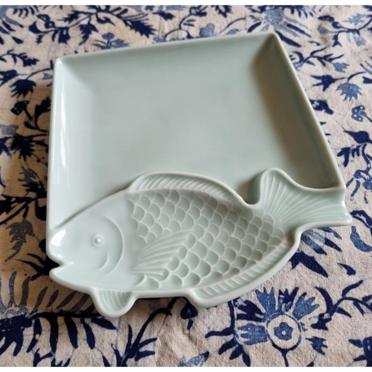 日本製青瓷波佐見燒 魚型盤 生魚片盤 送禮禮盒禮物母親節父親節-細節圖2