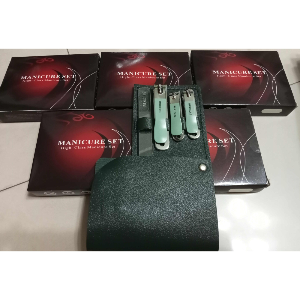 不銹鋼高級4件式修容組(大/小指甲鉗+斜口指甲鉗+指甲銼刀)-細節圖2