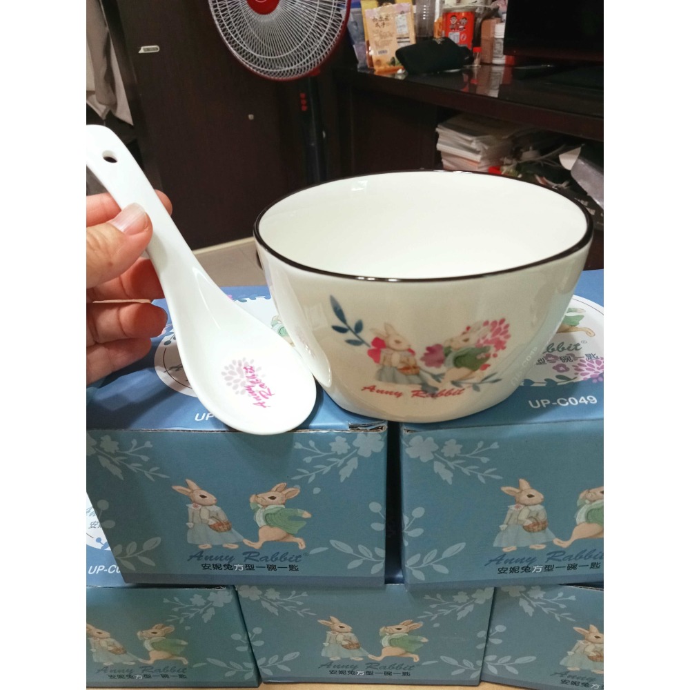 安妮兔瓷碗禮盒 安妮兔方型一碗一匙禮盒 安妮兔碗+湯匙-細節圖2