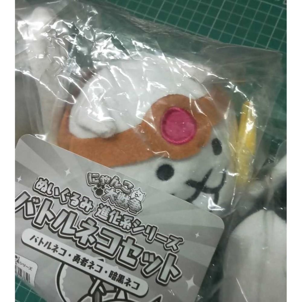 正版 貓咪大戰爭十周年紀念商品 紀念T桖 忍者貓玩偶 戰鬥貓進化系列玩偶組合(3入)-細節圖3
