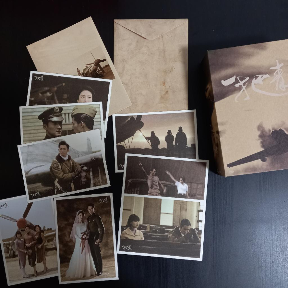 230101一把青DVD 全31集8片裝【內附摺頁劇照明信片套組】公視出版 二手-細節圖3