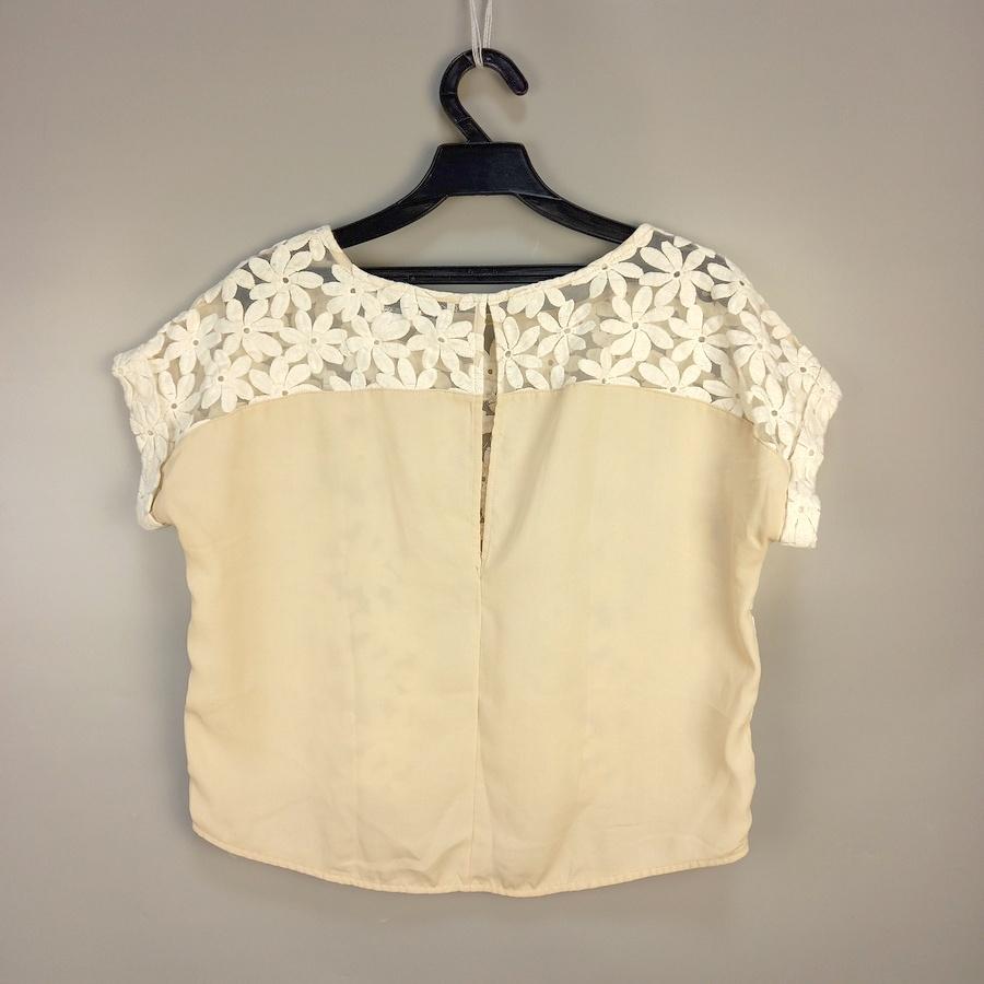 220901PAZZO白白電繡花朵透膚拼接膚色短版上衣S二手-細節圖2
