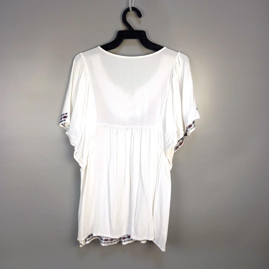 220901白色紅藍電繡圖樣寬袖娃娃裝民族風上衣二手-細節圖2