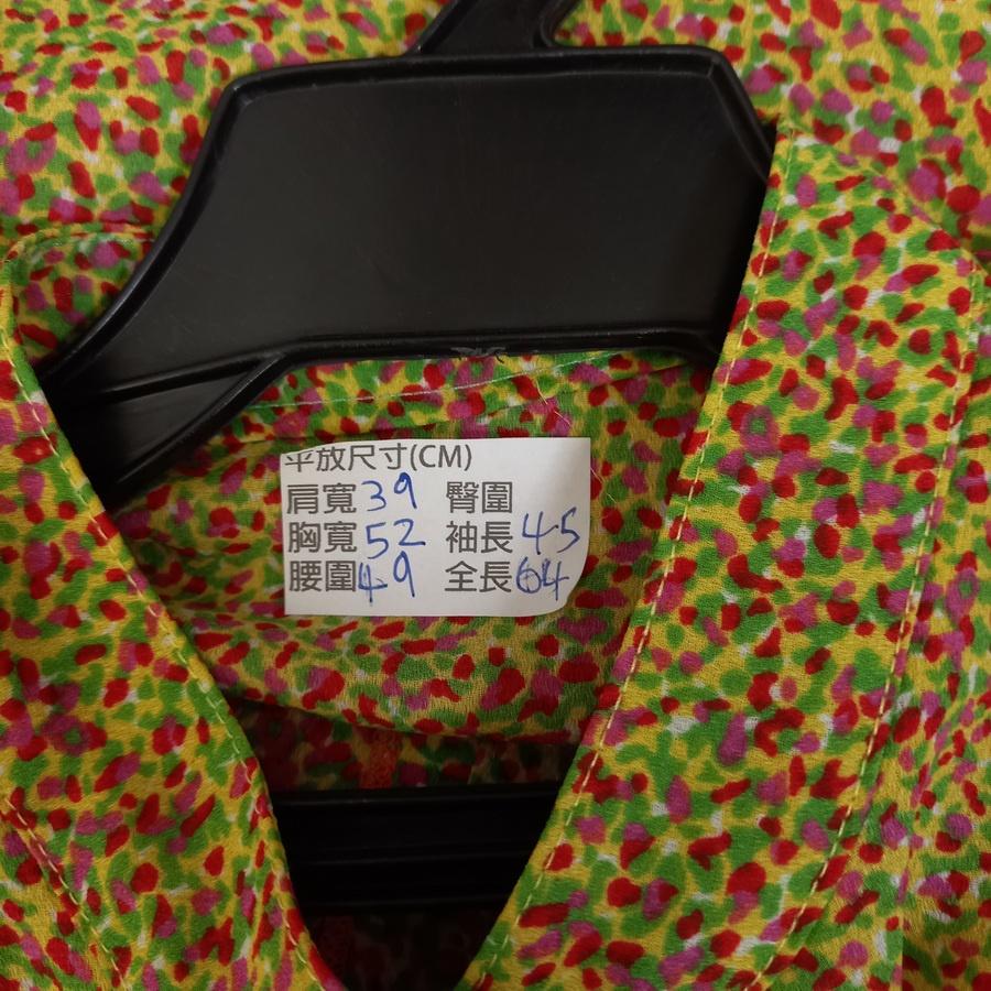 220802彩色點點雪紡紗七分袖翻領襯衫上衣二手-細節圖3