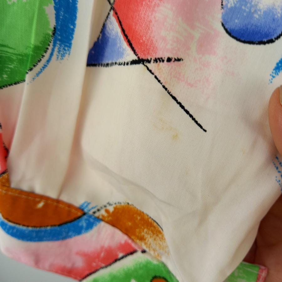 220802彩色幾何圖樣色塊長袖翻領襯衫上衣二手有些輕微泛黃-細節圖4