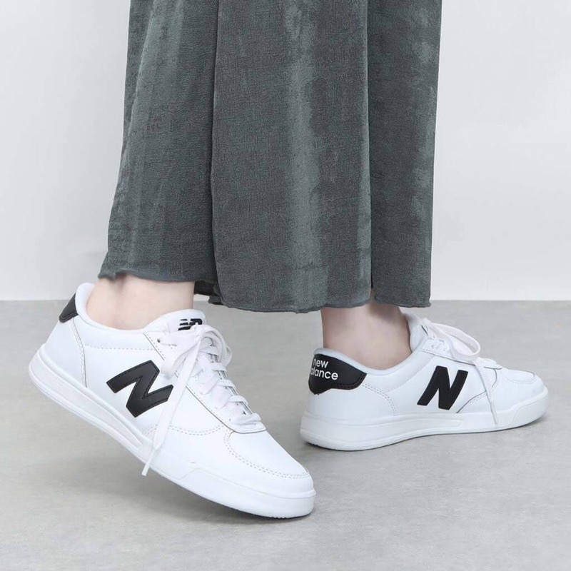 [現貨1雙，馬上寄出]🇯🇵日本new balance 氣質百搭款👟皮革休閒鞋～附鞋盒