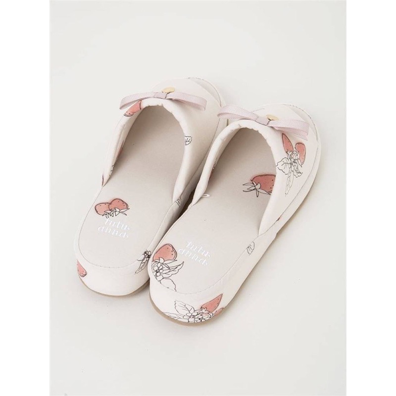 [現貨2雙，馬上寄出]🇯🇵可愛草莓🍓蝴蝶結小圓牌增高拖鞋-細節圖5