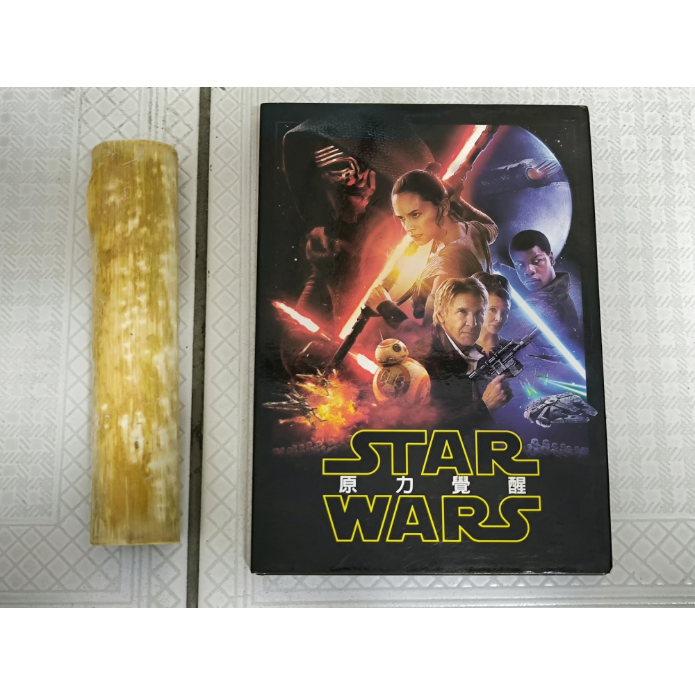 二手DVD-星際大戰 原力覺醒 STAR WARS: The Force Awakens 非出租片