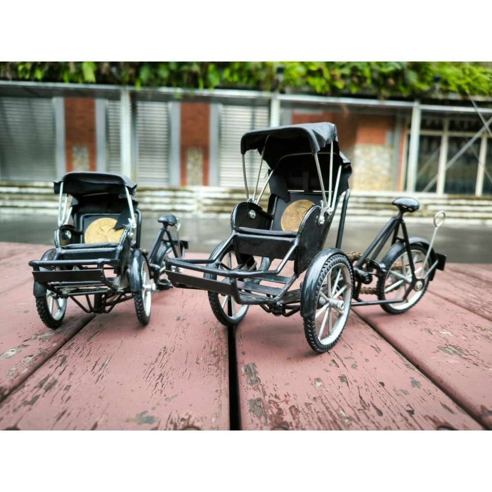 二手-越南 伴手禮 Cyclos 人力三輪車 古董車 老車 擺飾 交換禮物 大小台一起-細節圖2