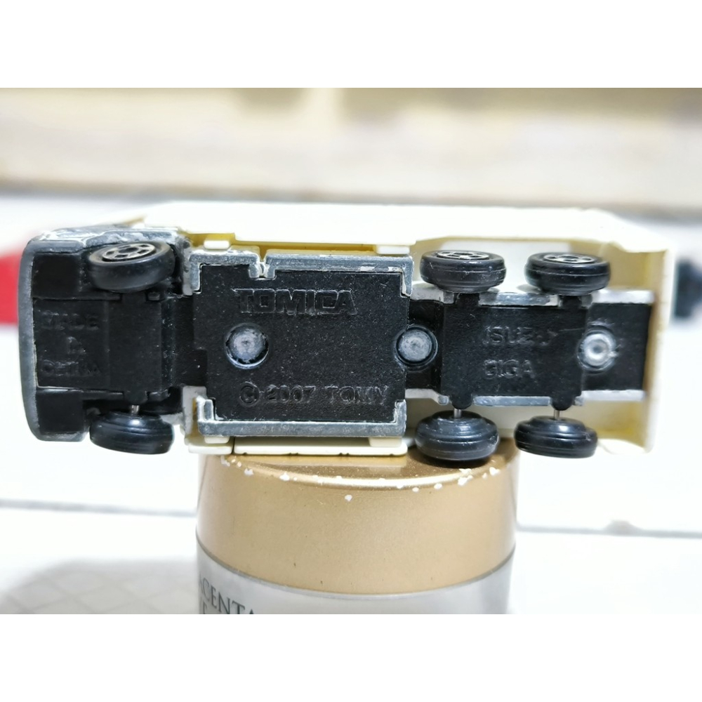 二手玩具汽車-東京消防廳 消防救助機動部隊 機動車 ISUZU GIGA 多美小汽車 TOMICA-細節圖4