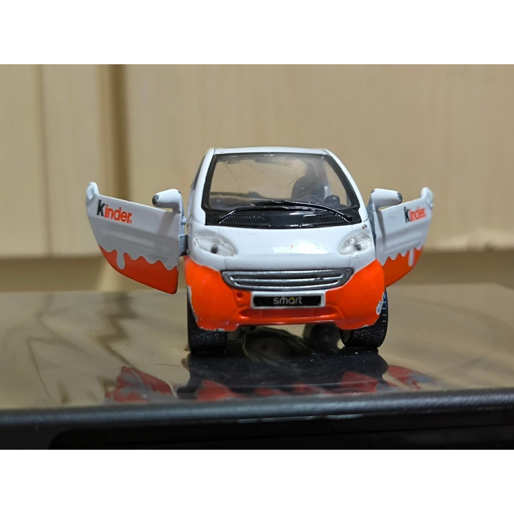 二手玩具汽車-健達出奇蛋 Maisto Smart Car Kinder-細節圖2