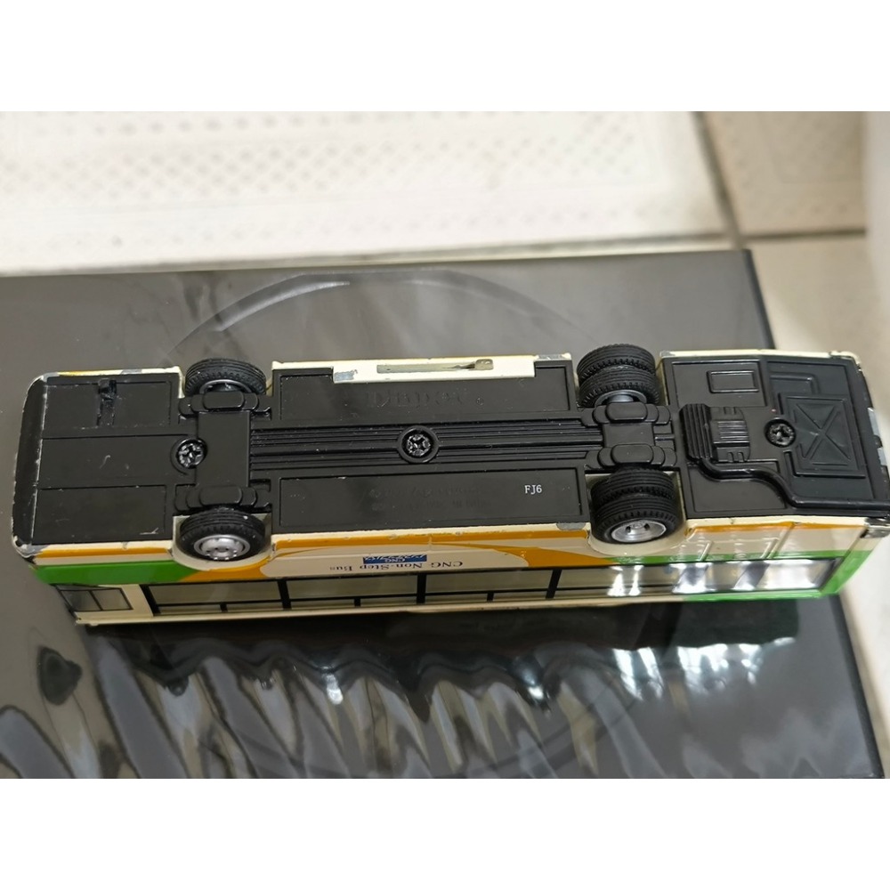二手玩具汽車-Diapet DK 4104 Tokyo Non Step Bus 日本東京都營巴士 1/64 無台階-細節圖6