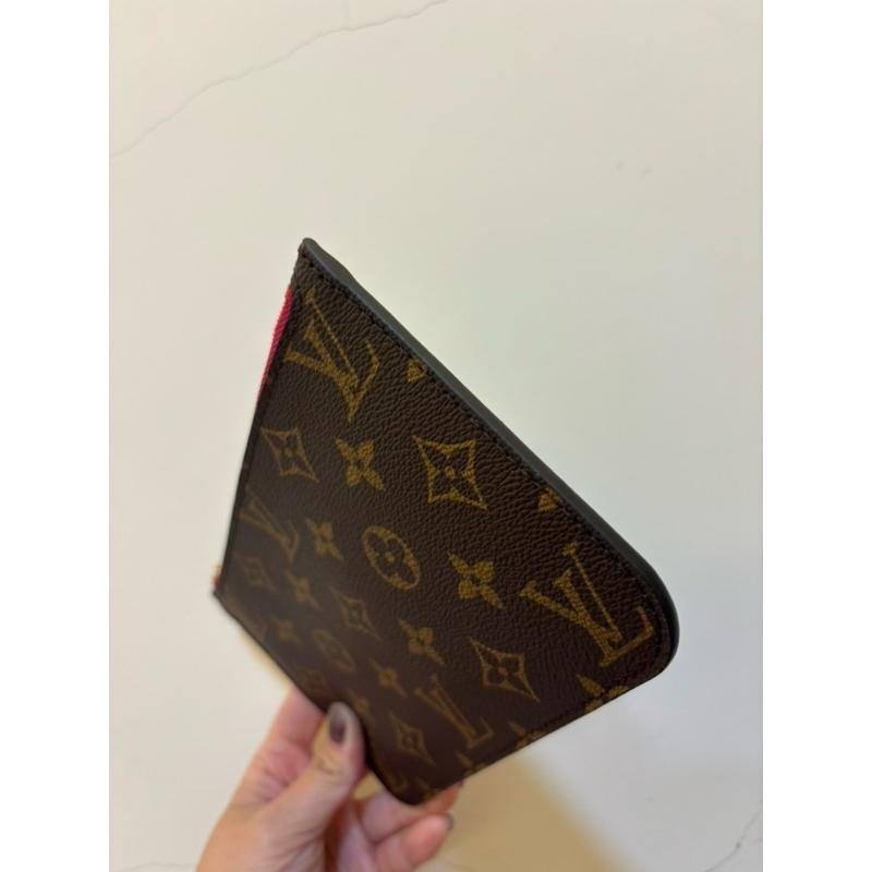 法國製 現貨商品 全新商品 專櫃正貨 LOUIS VUITTON 路易威登 經典老花手拿包-細節圖8