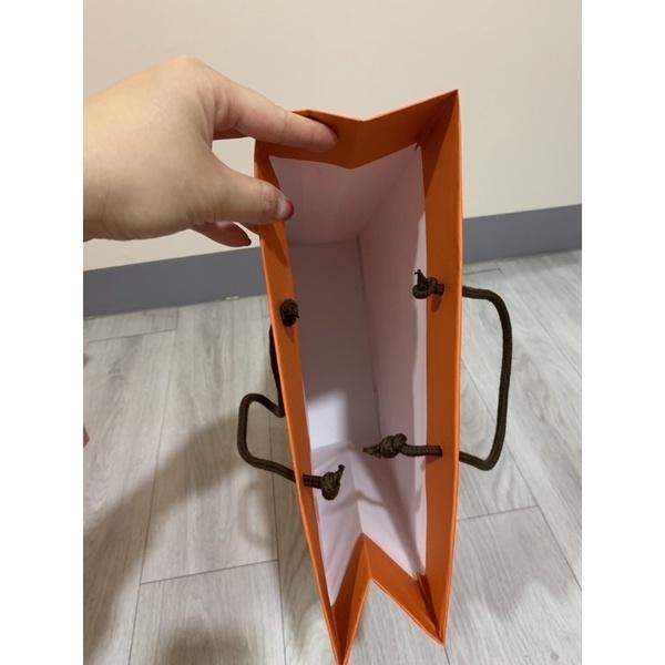 全新商品 現貨商品  Hermes 專櫃正貨橘色紙袋 長43 寬28-細節圖2