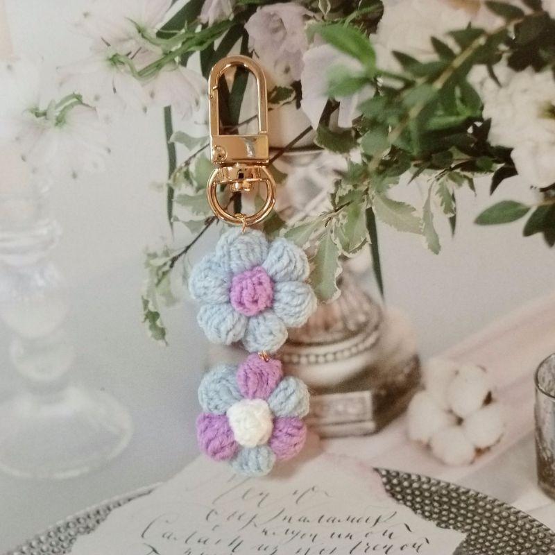 💟雙甯小舖💟 手工編織 一串小花 airpods吊飾 花朵 手鉤紗 鑰匙圈 手作-細節圖3