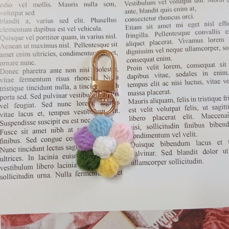 💟雙甯小舖💟 彩色 小花朵 airpods 手工編織 吊飾 鑰匙圈-細節圖2