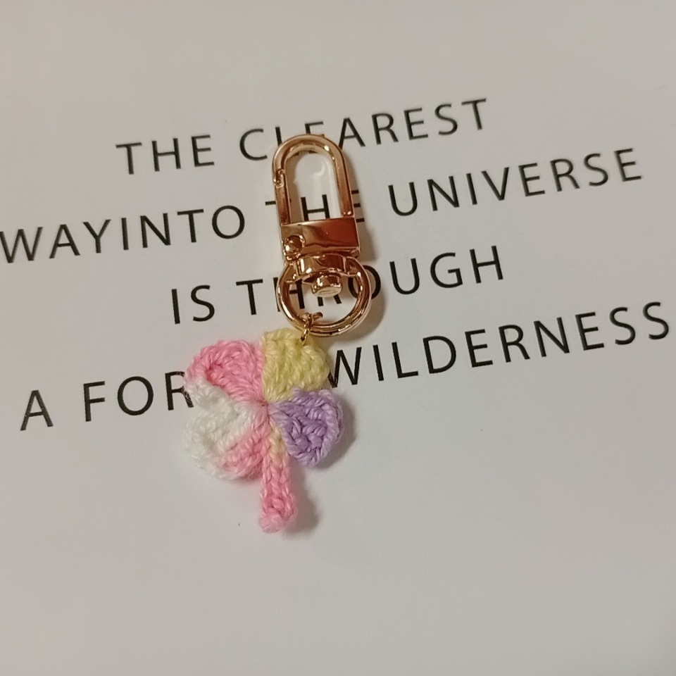 💟雙甯小舖💟 幸運草 掛飾 airpods吊飾 四葉草 手工編織 純手工-細節圖2