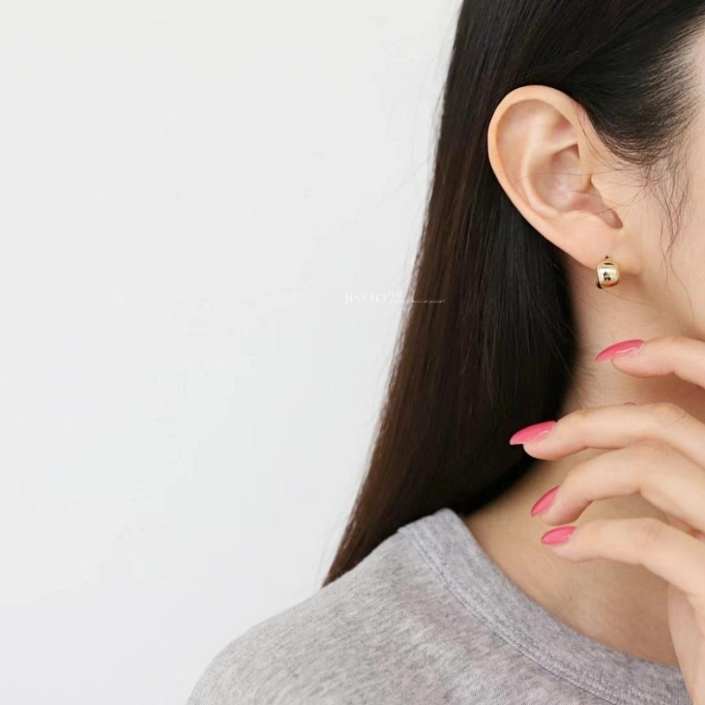 耳環｜JISOO Korea 지수 簡潔的彎彎耳環 2色-細節圖3