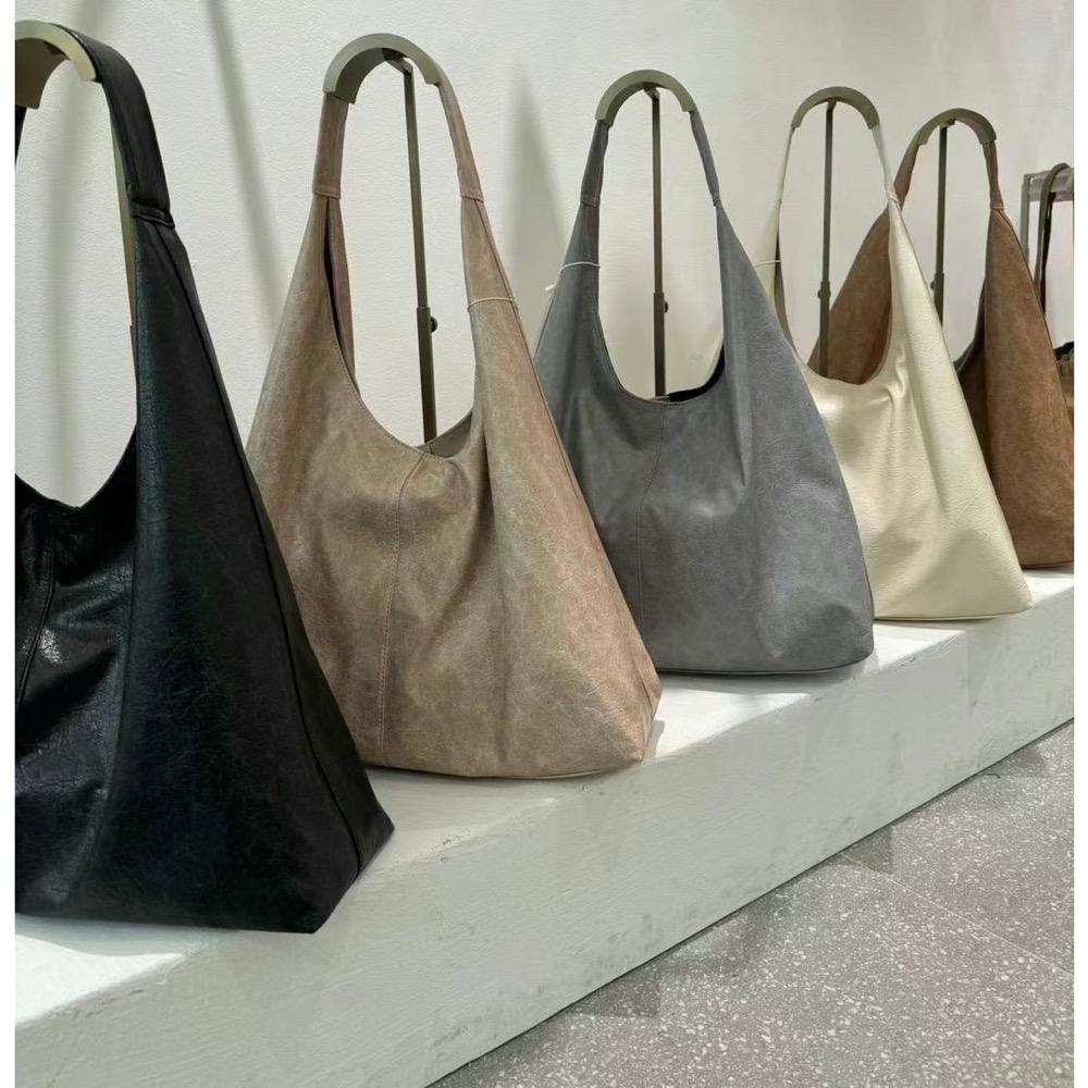 Dearni 大型托特包🫐 大容量好裝好背 仿真皮革紋路-細節圖3