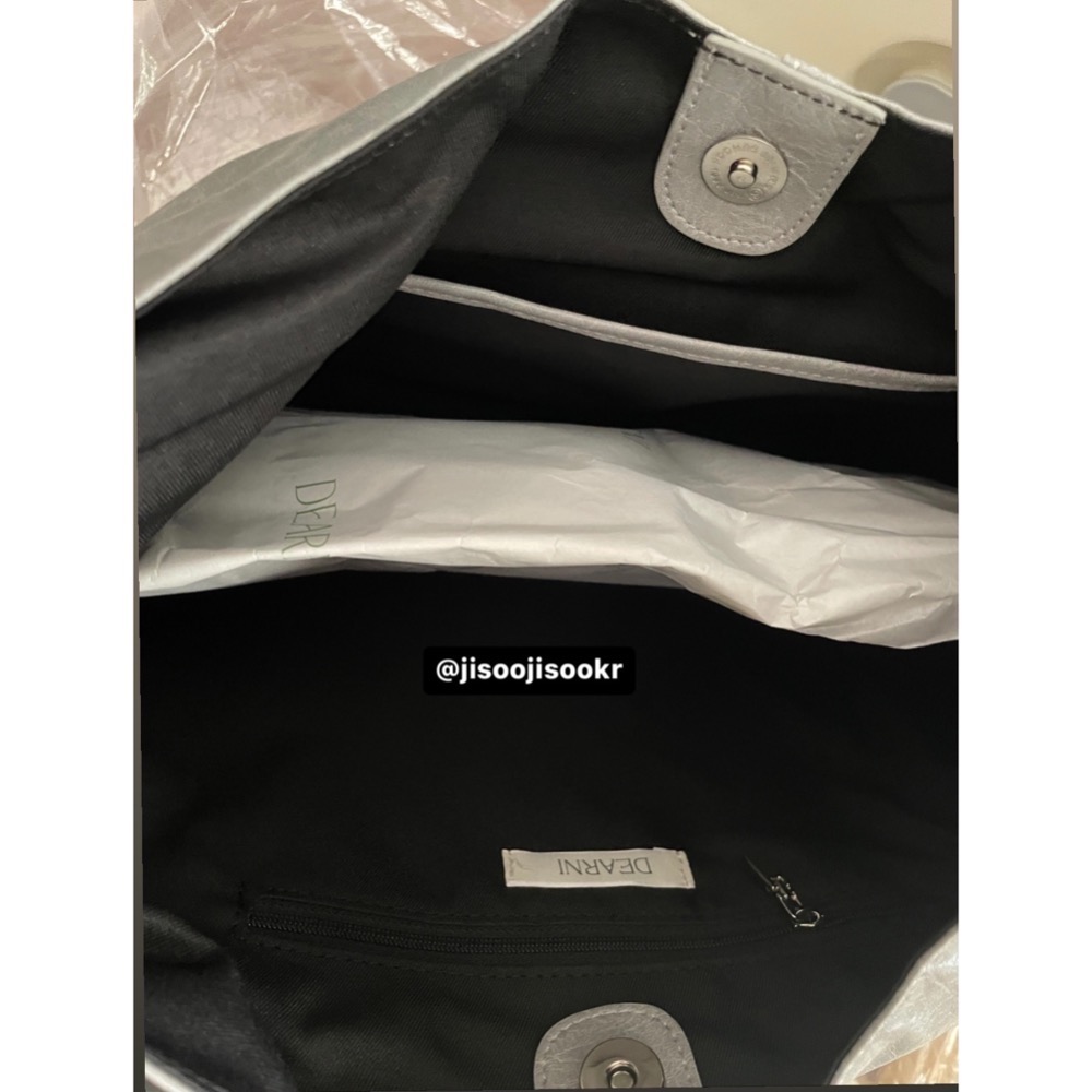 Dearni 大型托特包🫐 大容量好裝好背 仿真皮革紋路-細節圖4