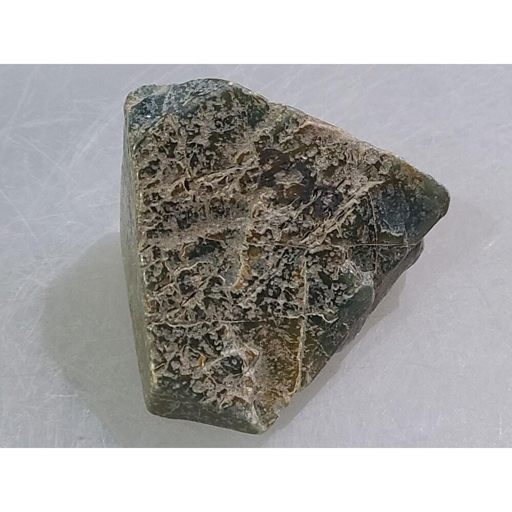 【七彩翡翠】危料 瓜料 瓜地馬拉 脫砂 發黑 原石 賭 冰種 牌子 戒面 台灣出貨  230g-細節圖6
