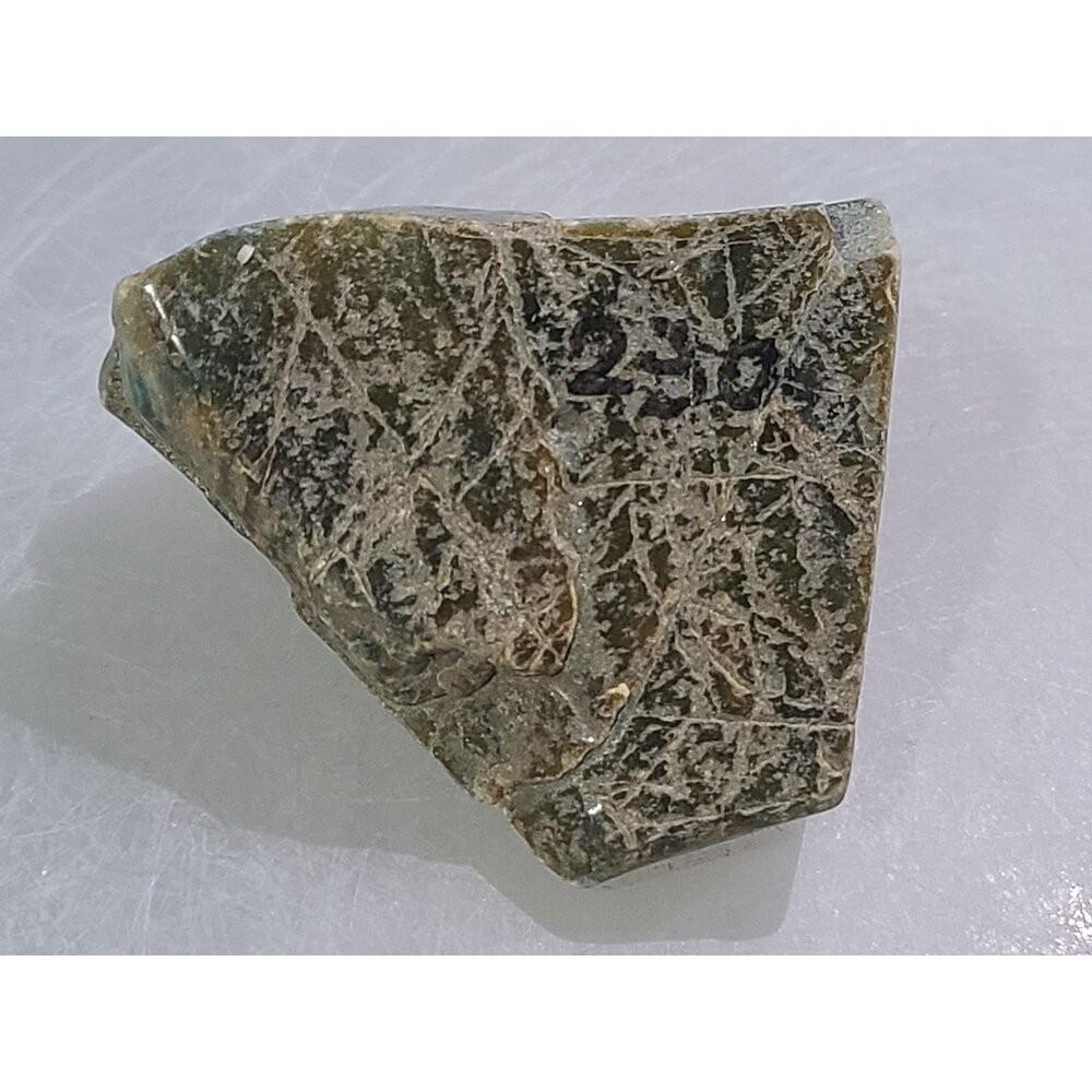 【七彩翡翠】危料 瓜料 瓜地馬拉 脫砂 發黑 原石 賭 冰種 牌子 戒面 台灣出貨  230g-細節圖7