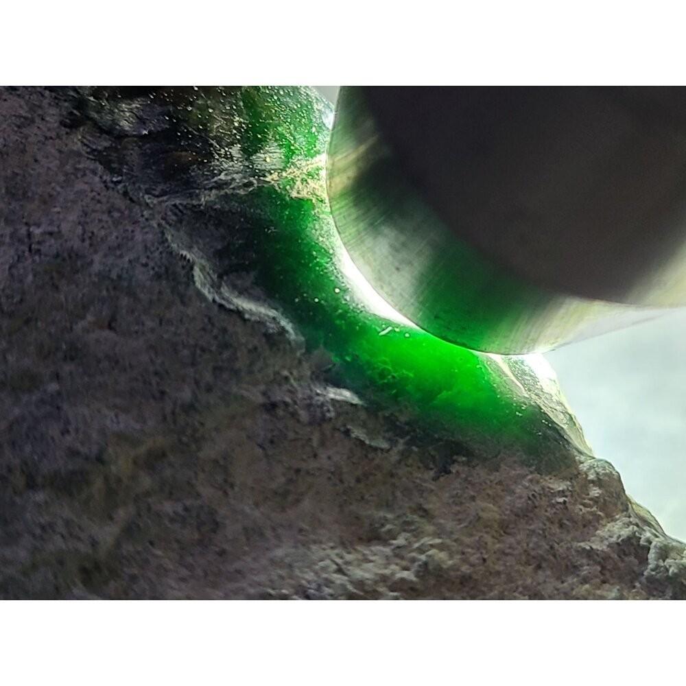 【七彩翡翠】危料 瓜料 瓜地馬拉 墨翠 原石 賭 牌子 戒面 台灣出貨  1018g-細節圖4