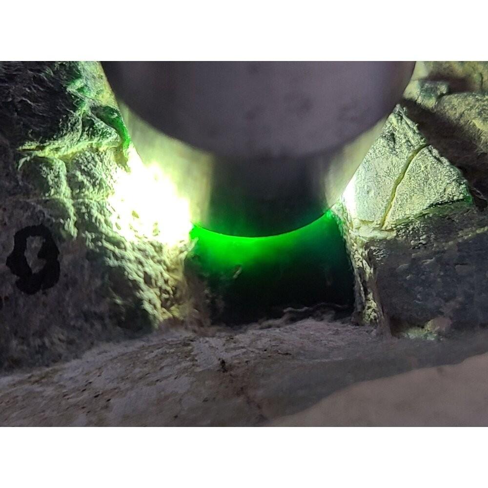 【七彩翡翠】危料 瓜料 瓜地馬拉 墨翠 原石 賭 牌子 戒面 台灣出貨  1580g-細節圖2