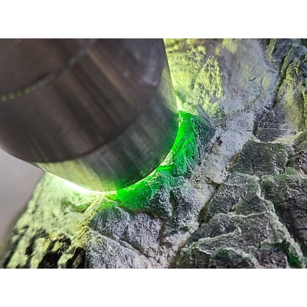 【七彩翡翠】危料 瓜料 瓜地馬拉 墨翠 原石 賭 牌子 戒面 台灣出貨  1580g-細節圖4