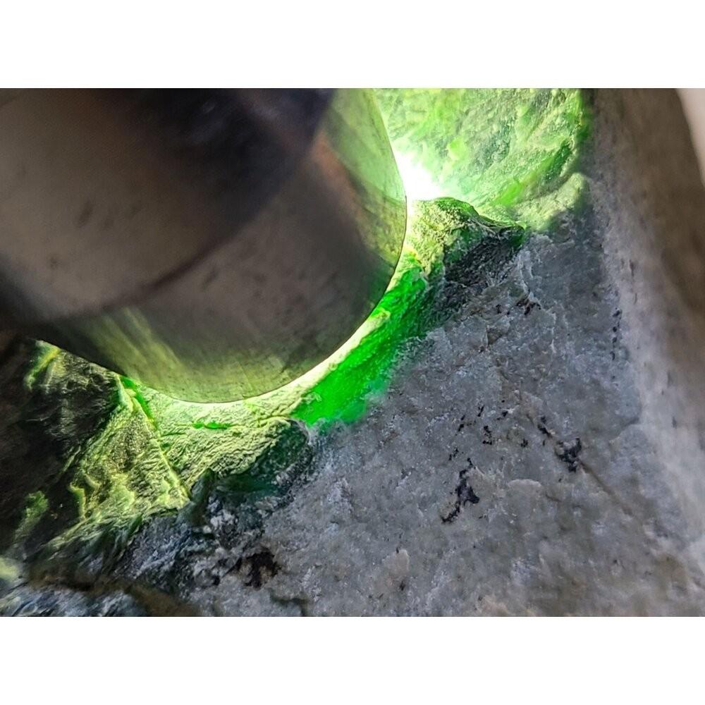 【七彩翡翠】危料 瓜料 瓜地馬拉 墨翠 原石 賭 牌子 戒面 台灣出貨  1580g-細節圖6