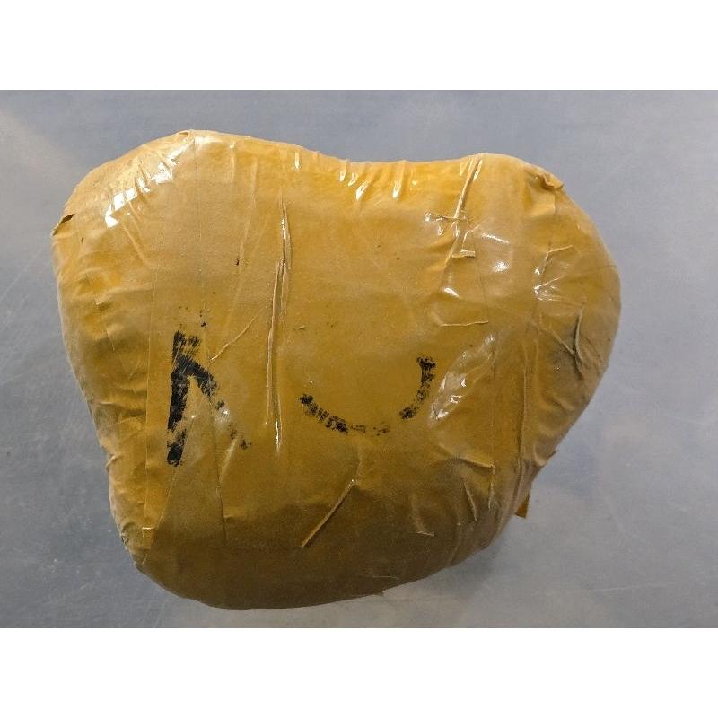 【七彩翡翠】  緬甸 翡翠 天然 原石 全賭石 莫灣基 場口 黃包料 蒙包料 緬甸直達 593g-細節圖2