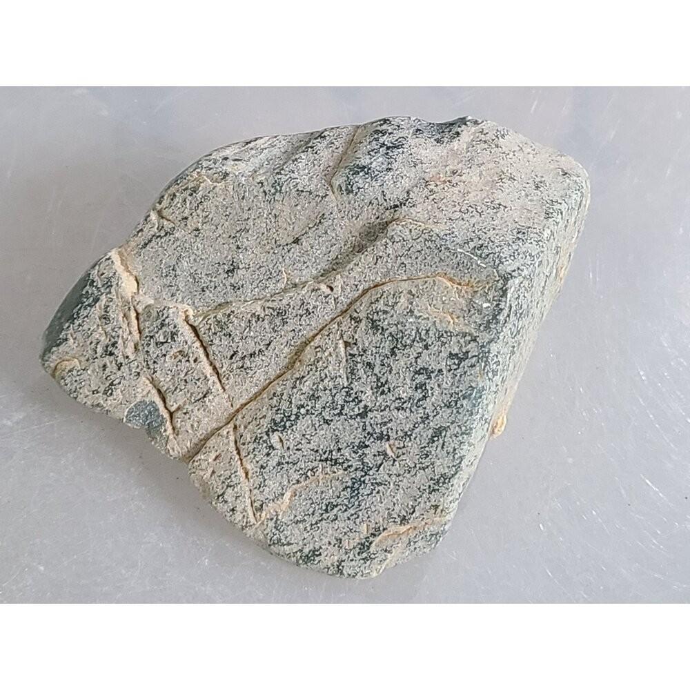 【七彩翡翠】危料 瓜料 瓜地馬拉 脫砂 發黑 原石 賭 冰種 牌子 戒面 台灣出貨  328g-細節圖5