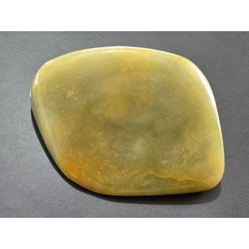 【七彩翡翠】 0403 天然A貨 緬甸 翡翠 原石掛件 原石 吊墜 墜子 吊飾  隨形牌 黃翡-細節圖3