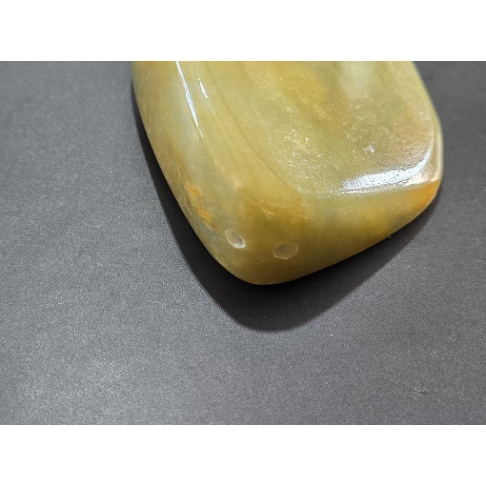 【七彩翡翠】 0403 天然A貨 緬甸 翡翠 原石掛件 原石 吊墜 墜子 吊飾  隨形牌 黃翡-細節圖5