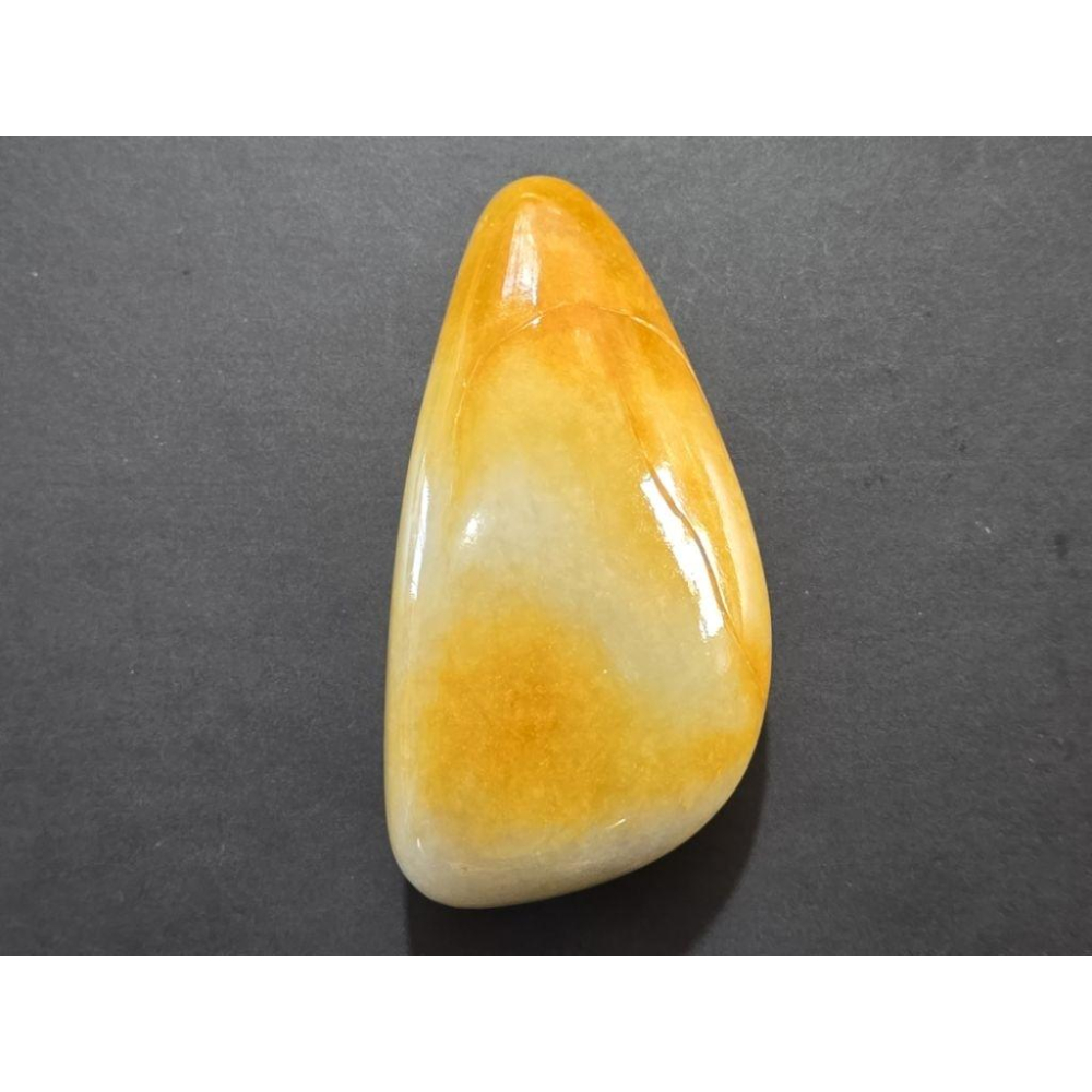 【七彩翡翠】 0407 天然A貨 緬甸 翡翠 原石掛件 原石 吊墜 墜子 吊飾  隨形牌 黃翡-細節圖2