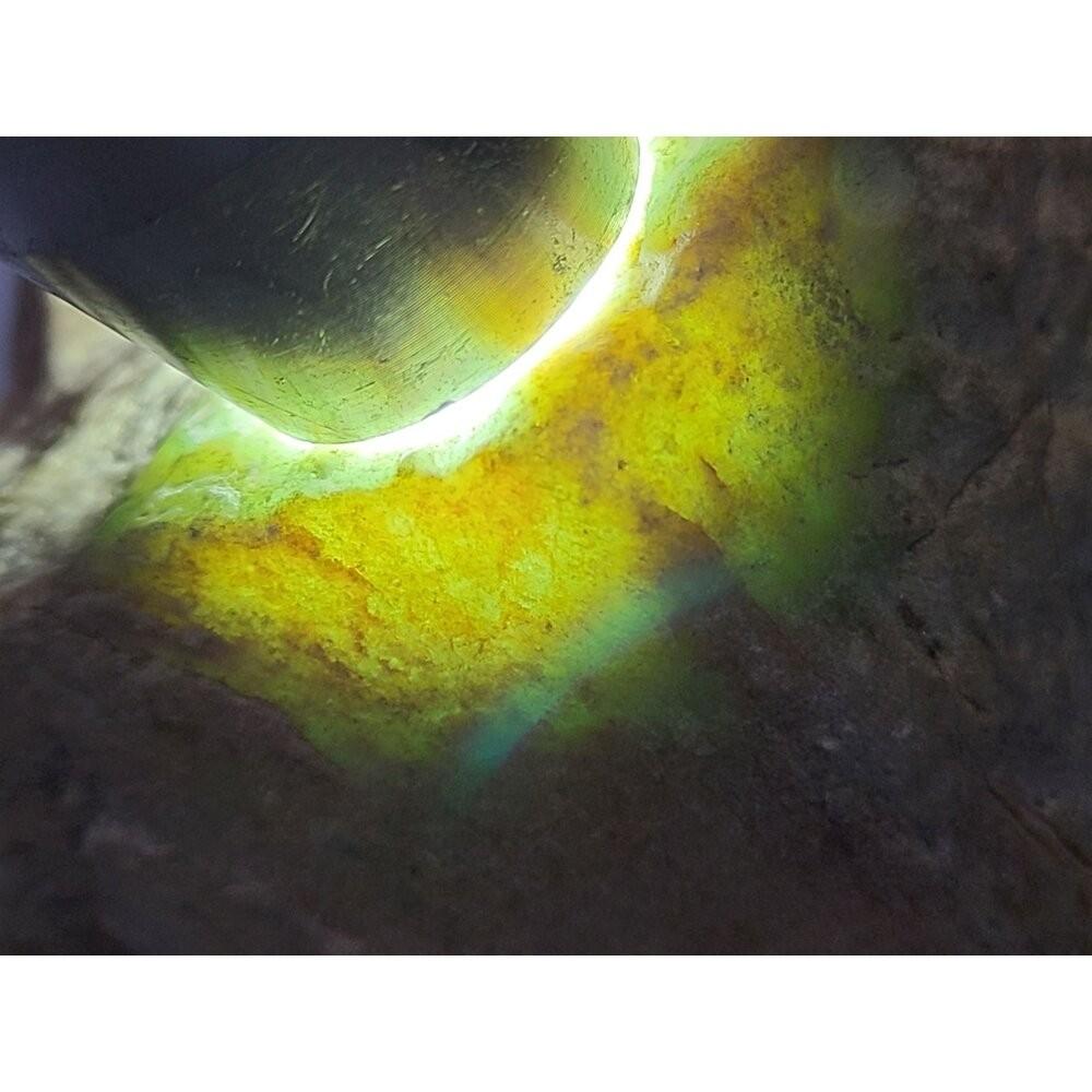 【七彩翡翠】危料 瓜料 瓜地馬拉 脫砂 發黑 原石 賭 冰種 牌子 戒面 台灣出貨  434g-細節圖2