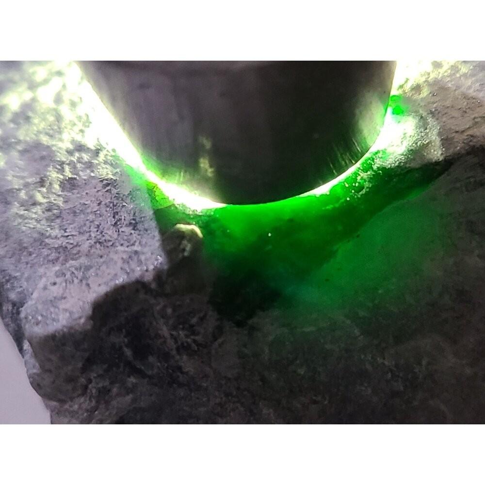 【七彩翡翠】危料 瓜料 瓜地馬拉 墨翠 原石 賭 牌子 戒面 台灣出貨  823g-細節圖2