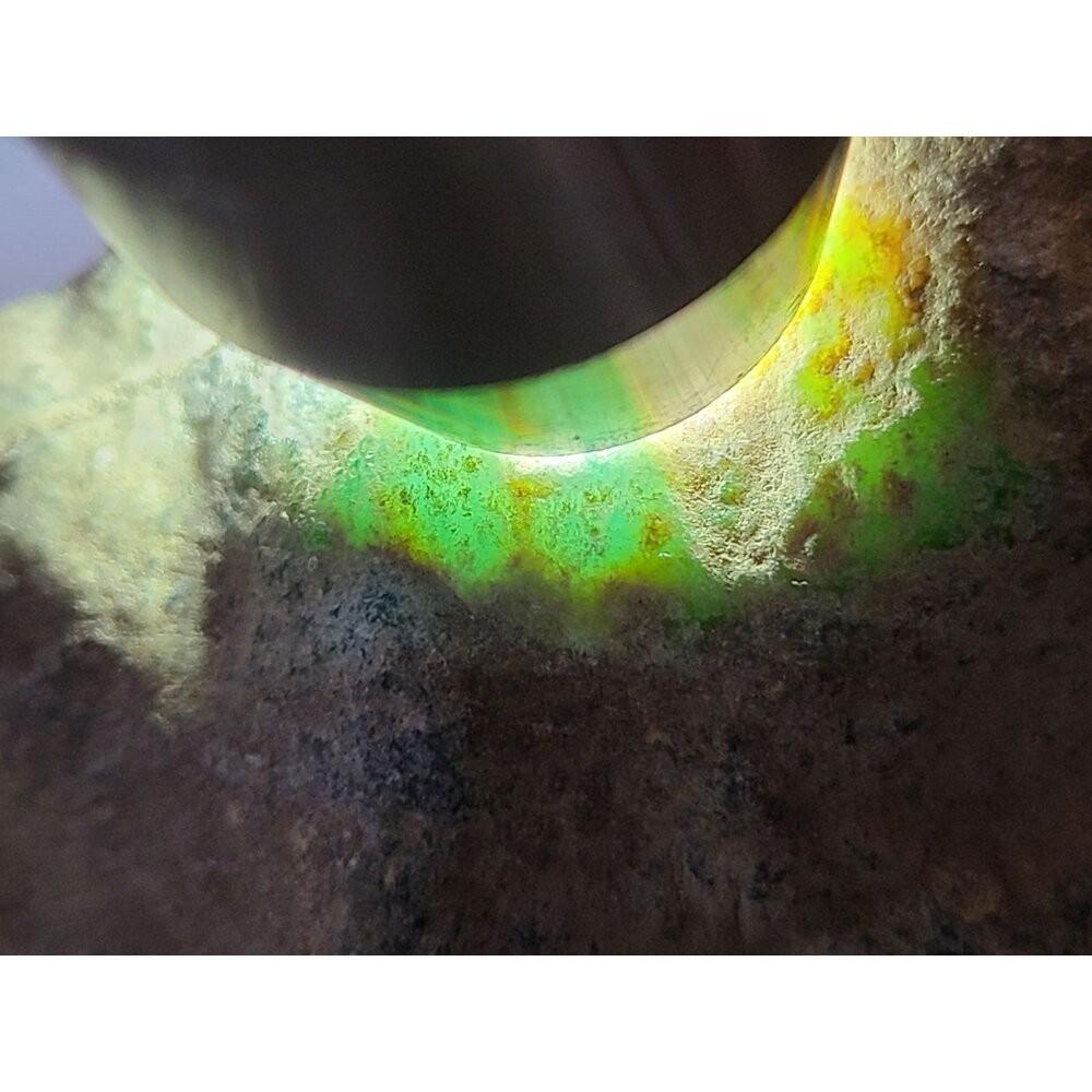 【七彩翡翠】危料 瓜料 瓜地馬拉 脫砂 發黑 原石 賭 冰種 牌子 戒面 台灣出貨  437g-細節圖3