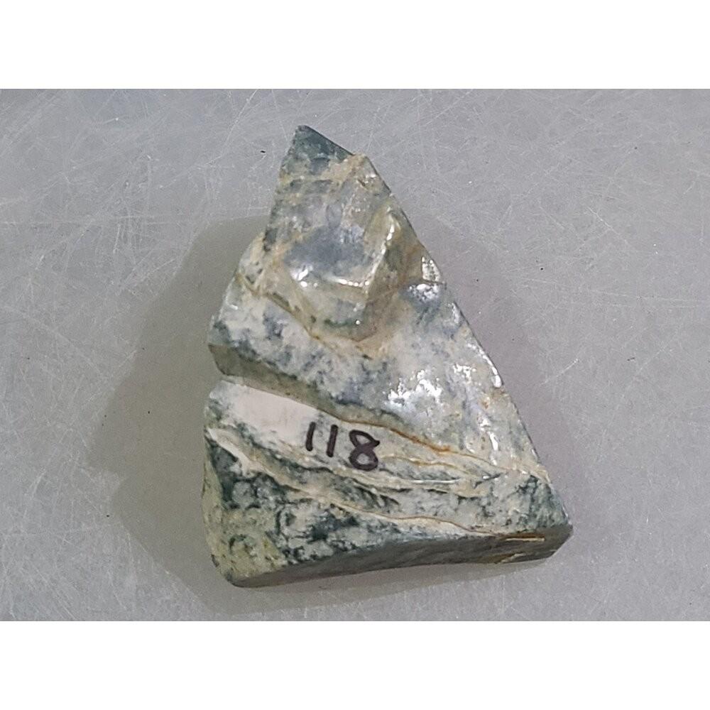 【七彩翡翠】危料 瓜料 瓜地馬拉 脫砂 發黑 原石 賭 冰種 牌子 戒面 台灣出貨  118g-細節圖5