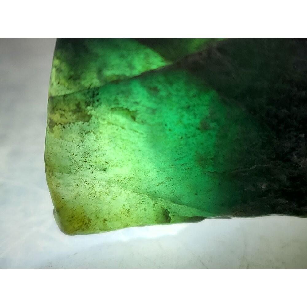 【七彩翡翠】危料 瓜料 瓜地馬拉 脫砂 發黑 原石 賭 冰種 牌子 戒面 台灣出貨  111g-細節圖2