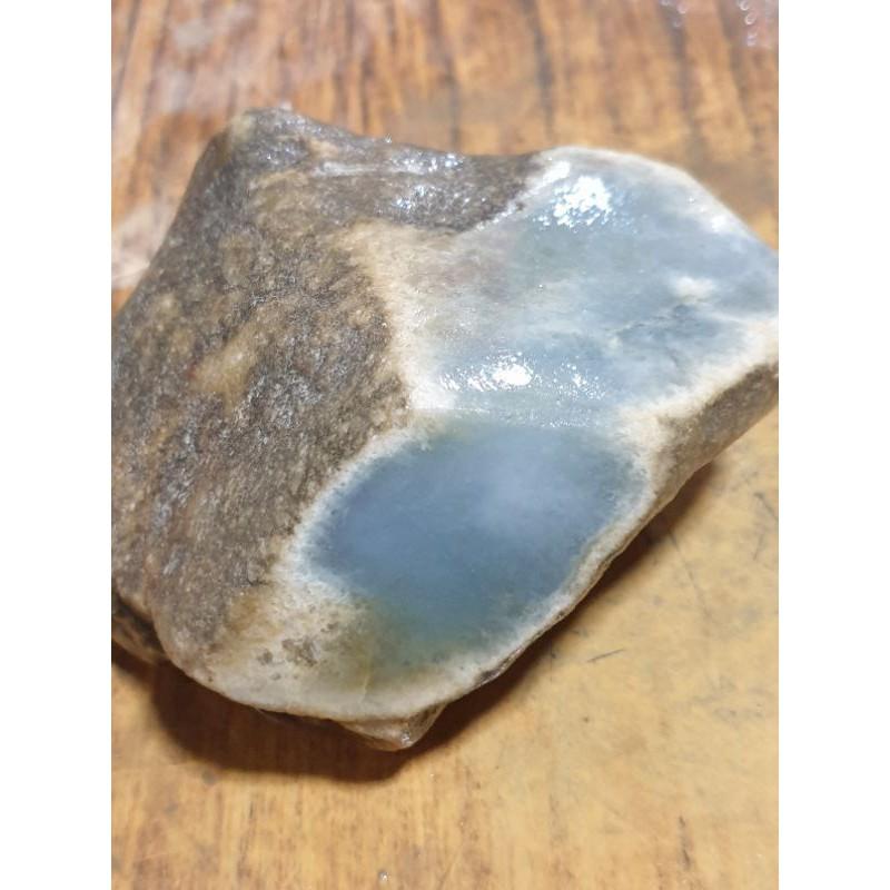 【七彩翡翠】半賭料，莫西沙種水料，平切開窗料，冰種，翻白霧∼台灣現貨,658g-細節圖4