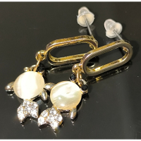 💜現貨💜貓眼鑲鑽魚耳環 氣質耳環 仙氣 氣質 少女心 貓眼耳環 貓眼鑲鑽小魚耳環 耳勾 耳針 耳針 貓眼小魚鑲鑽耳環