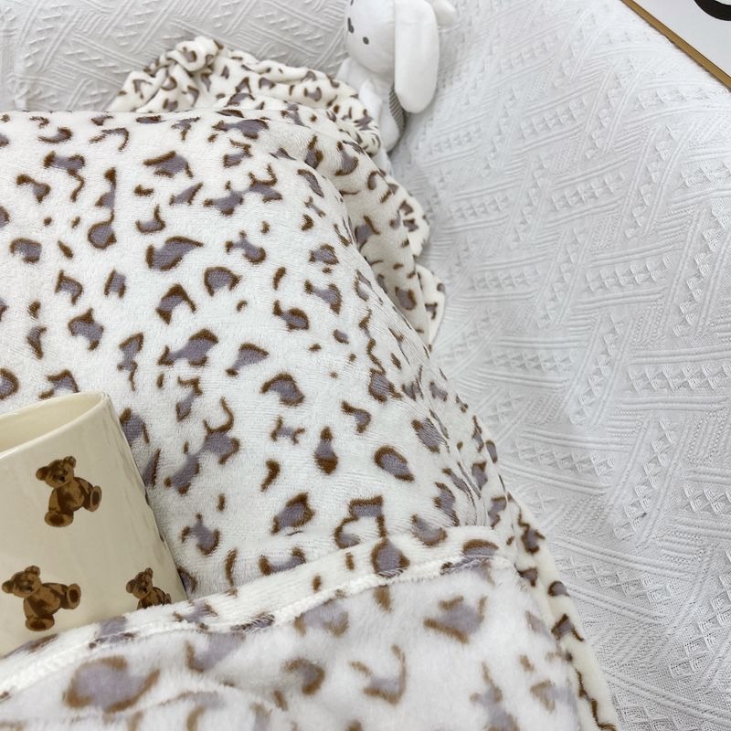 ❄️預購❄️ins風豹紋毛毯 學生宿舍保暖小毯子 辦公室午睡毯 毛毯 冷氣房披肩蓋背毯 毯午休沙發蓋毯 毛絨小毛毯 豹紋-細節圖4