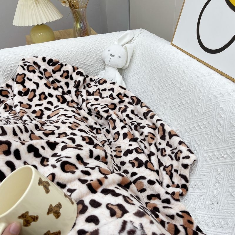 ❄️預購❄️ins風豹紋毛毯 學生宿舍保暖小毯子 辦公室午睡毯 毛毯 冷氣房披肩蓋背毯 毯午休沙發蓋毯 毛絨小毛毯 豹紋-規格圖7