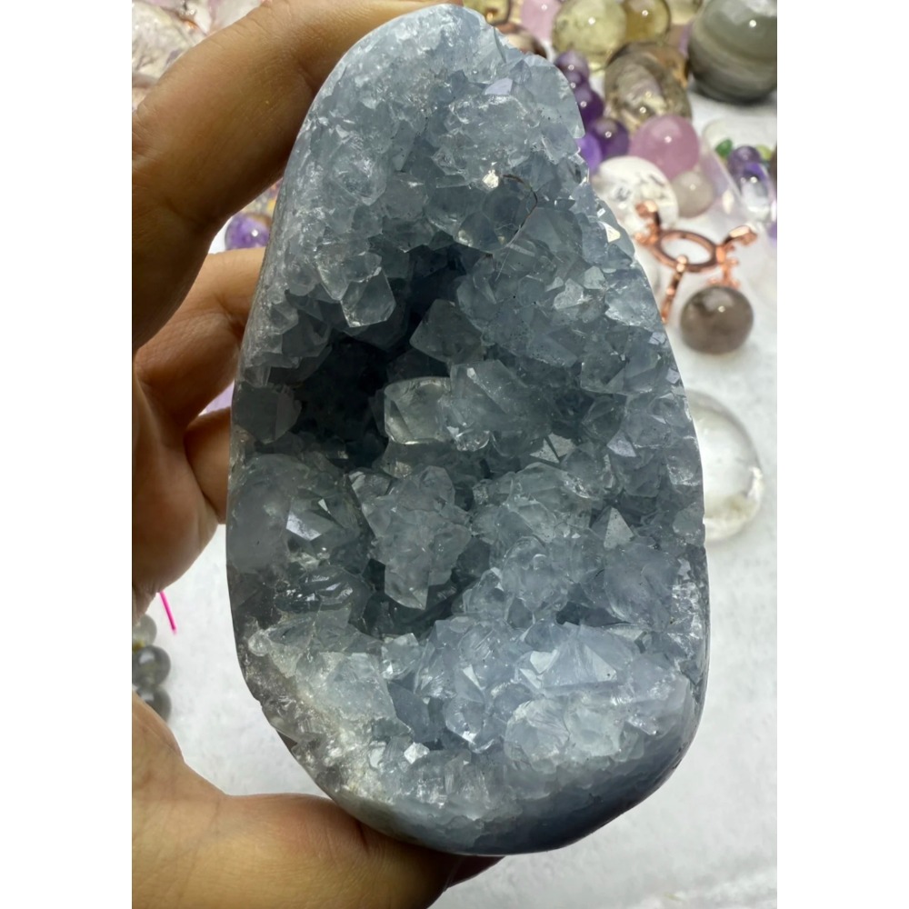 ❄️預購❄️天然原礦天青石恐龍蛋擺件 天青石愛心擺飾 天然藍晶洞 藍晶蛋原礦石 藍晶恐龍蛋擺飾 藍水晶窩窩擺件 藍晶洞-規格圖6